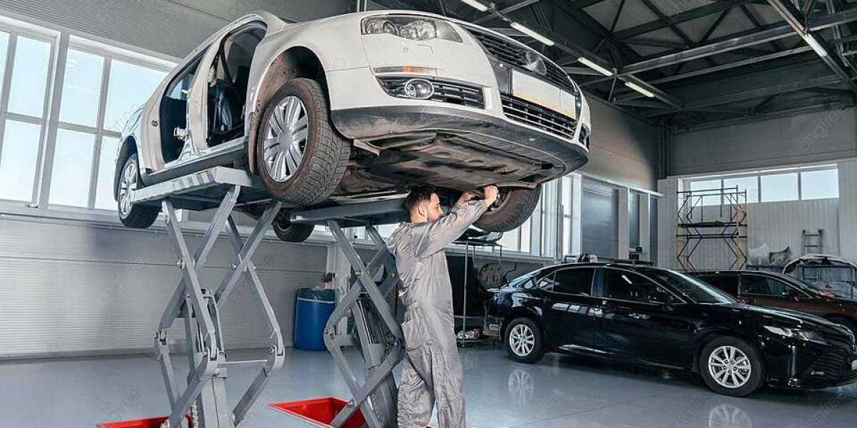 Dar Al Madina Garage: Dubai's Premier Service Center for Luxury and High-Performance Vehicles